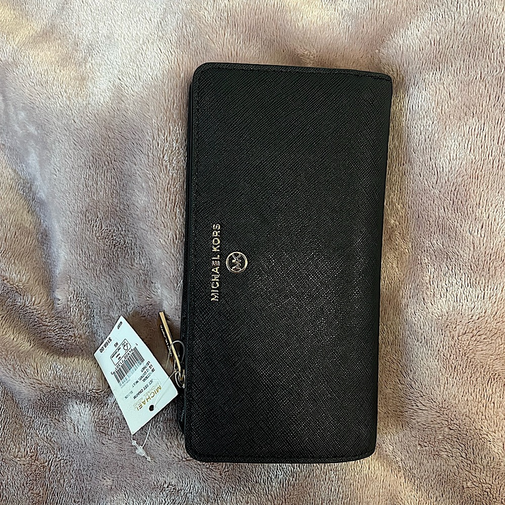 Brand New! Michael Kors Slim Bifold Wallet Black Leather WITH TAGS